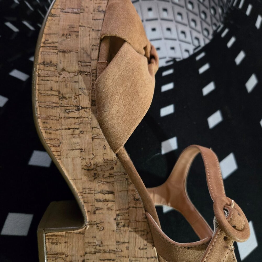 Sandals Cork Tan Never Worn Size 38 US 7.5/8 - Picture 2 of 5